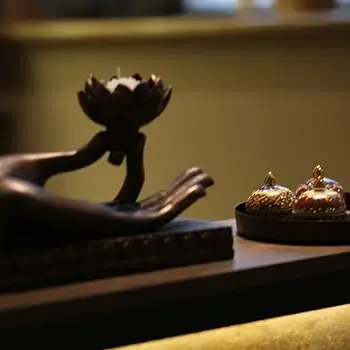 OM Massage salono detalės
